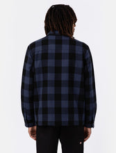 Charger l&#39;image dans la galerie, Chemise Homme Dickies Sacramento Doublée Sherpa - Confort et Style en Noir et Bleu
