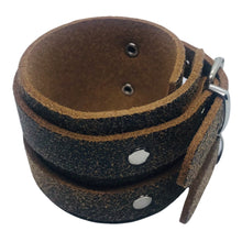 Charger l'image dans la galerie, Bracelet de Force en Cuir Véritable Double Lanières Marron Aspect Vielli - AMARANTE, Style et Robustesse