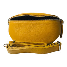 Charger l'image dans la galerie, Sac Banane En Cuir Grainé Homme et Femmme Format Classique Porté Ceinture et Poitrine Idéal Sport et Voyage Matéra-Jaune
