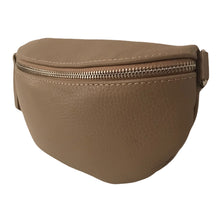 Charger l'image dans la galerie, Sac Banane En Cuir Grainé Homme et Femmme Format Classique Porté Ceinture et Poitrine Idéal Sport et Voyage Matéra-Taupe
