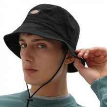 Charger l'image dans la galerie, Bob Dickies Clarks Noir - Unisexe, Style Durable et Confortable