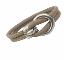 Charger l'image dans la galerie, Bracelet Homme Cuir Rond Surpiqué-Cascais - Élégance et Robustesse au Quotidien