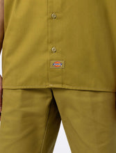 Charger l'image dans la galerie, Chemise Homme Dickies Work Shirt Kaki Clair à Manches Courtes - Style Décontracté et Pratique