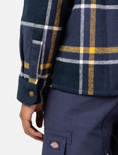 Charger l'image dans la galerie, Chemise Dickies Nimons Blue pour Homme - Élégance Décontractée en Flanelle à Carreaux