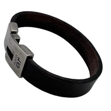 Charger l'image dans la galerie, Bracelet Homme Cuir Plat Punto Ar 24 VINTAGE - Élégance Masculine et Style Rétro
