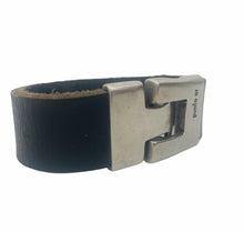 Charger l'image dans la galerie, BRACELET HOMME CUIR PUNTO AR LISA ANCHA - Élégance et Raffinement en Noir, Brun et Rouge