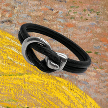 Charger l&#39;image dans la galerie, Bracelet Unisexe Cuir Rond Punto Ar Luz - Élégance et Style en Noir, Brun, et Rouge
