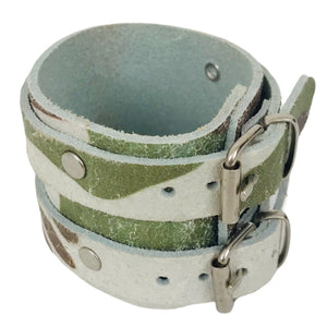 Bracelet de Force en Cuir Véritable Double Lanières Vert Camouflage-Leiria - Alliant Style et Fonctionnalité