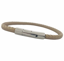 Charger l'image dans la galerie, Bracelet Homme Tomar en Cuir Rond Surpiqué 5 mm avec Fermoir Clippé en Acier Inoxydable - Style Élégant et Moderne