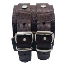 Charger l'image dans la galerie, Bracelet de Force en Cuir Véritable Effet Croco Double Lanières Marron Foncé - TRANCOSO
