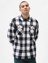 Charger l'image dans la galerie, Chemise Homme Dickies Sacramento Doublée Sherpa - Noir et Blanc, Confort et Style
