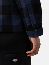 Charger l&#39;image dans la galerie, Chemise Homme Dickies Sacramento Doublée Sherpa Lined Blue
