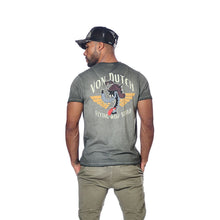Charger l&#39;image dans la galerie, Tee Shirt Homme Von Dutch Col V Manches Courtes Wolf/K-Kaki
