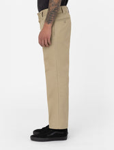 Charger l&#39;image dans la galerie, Pantalon Dickies Slim Fit Straight Leg Écru - Style Décontracté pour Hommes
