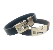 Charger l&#39;image dans la galerie, Bracelet Homme Cuir Plat Punto Ar 20 - Élégance Masculine en Noir et Brun
