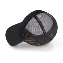 Charger l&#39;image dans la galerie, CASQUETTE VON DUTCH  ZEBR/C
